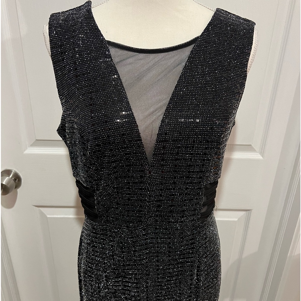 Enfocus Studio evening dress size 12, worn once,EUC, shimmery sequins with split